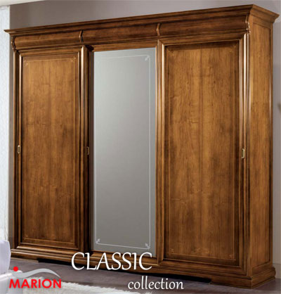 Mobili per camera da letto stile classico armadio, comò comodini e ... Comodini e settimini
