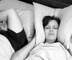 Sleeping in the right position does not make you snore at night