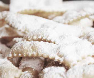 Chiacchiere: golosissimi dolci della tradizione italiana 